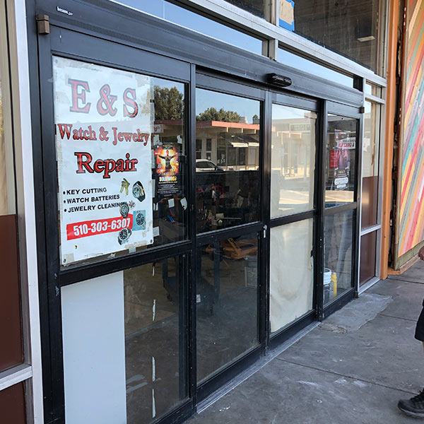storefront repair in Citrus Heights, California