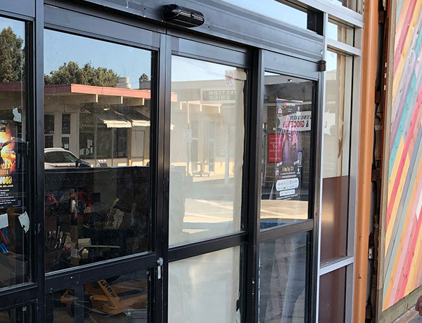 our team is specialized in automatic doors