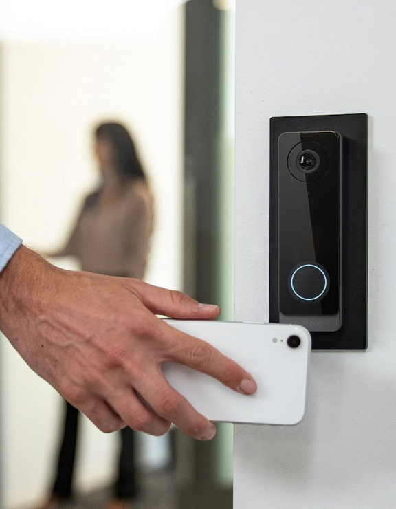 OpenPath ACS system opening a door using a smartphone